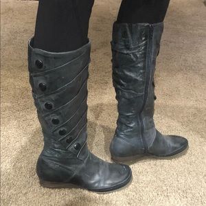 Miz Mooz boots